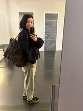 Carica l'immagine nel visualizzatore di Gallery, RIVOLTA - large