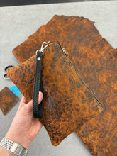 Carica l'immagine nel visualizzatore di Gallery, 2115 FM