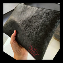 Carica l'immagine nel visualizzatore di Gallery, Lettere / numeri in pelle