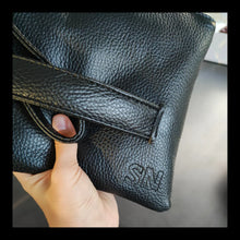 Carica l'immagine nel visualizzatore di Gallery, Lettere / numeri in pelle