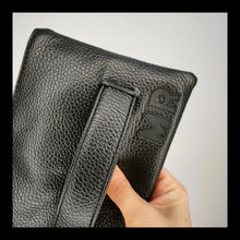 Carica l'immagine nel visualizzatore di Gallery, Lettere / numeri in pelle