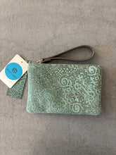 Carica l&#39;immagine nel visualizzatore di Gallery, Pochette in pelle 2115
